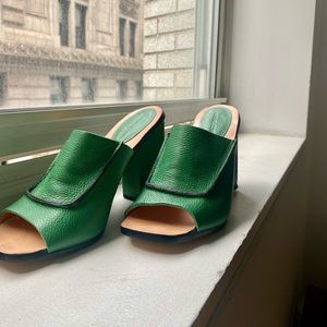 Rare!! NWOT Rachel Comey Slides